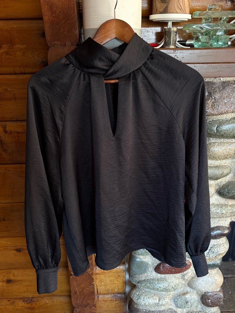 NWT Shoe Dazzle Black Satin Scarf Neck Keyhole Blouse NWT L